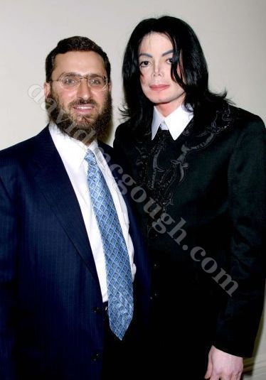 Michael Jackson with Rabbi Shmuley , Feb.14,2001 NYC.jpg